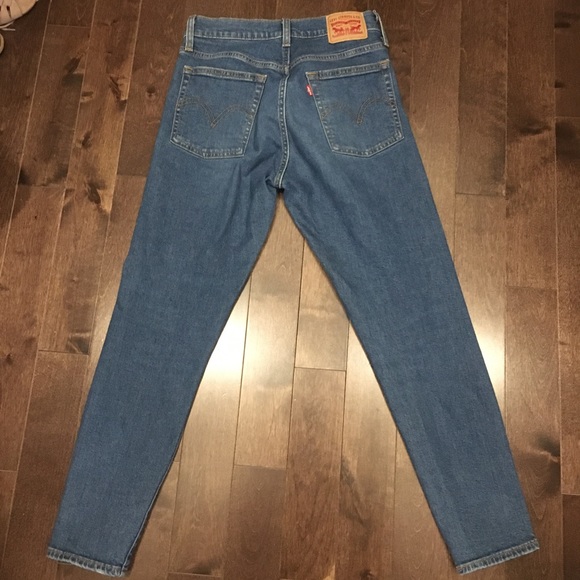 Levi Wedgie jeans - Picture 2 of 2